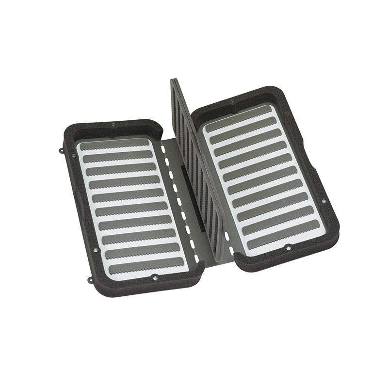 Small Lightweight Fly Case with Midge Flip